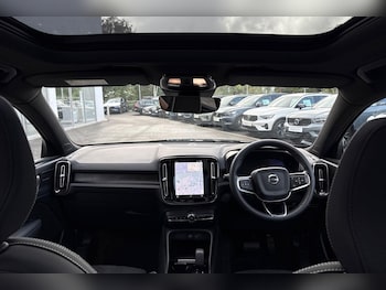 Used Volvo XC40 2024 for sale - 75965092: Photo