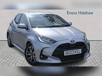 Used Toyota Yaris 2023 for sale - 79415439: Photo