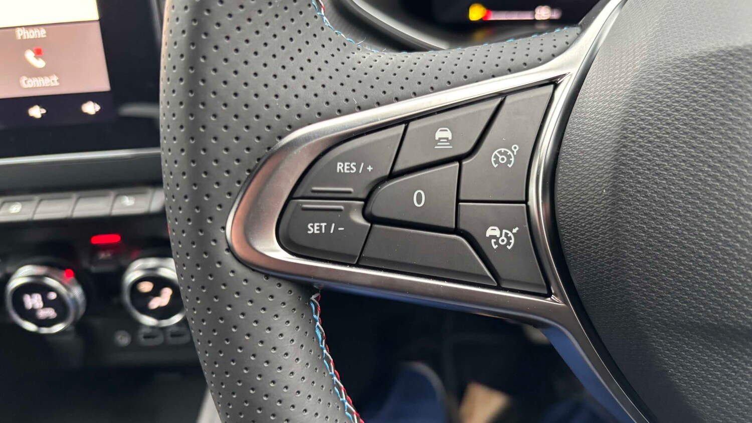 Used Renault Clio for sale - 77859995: Photo 28