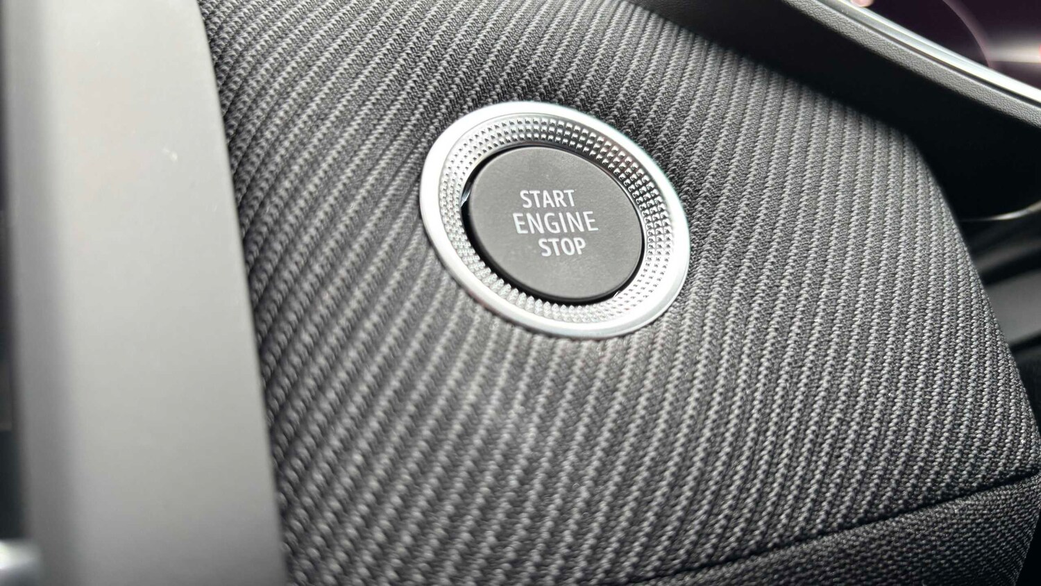 Used Renault Clio for sale - 77859995: Photo 33