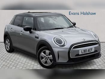 Used MINI Hatch 2024 for sale - 79671863: Photo