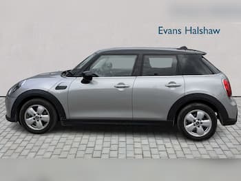 Used MINI Hatch 2024 for sale - 79671863: Photo