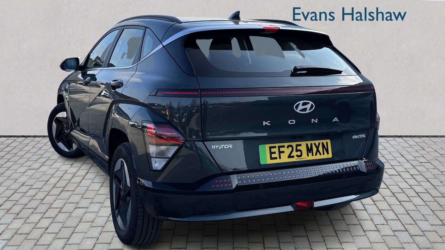 Used Hyundai KONA 2025 for sale - 77856884: Photo 2