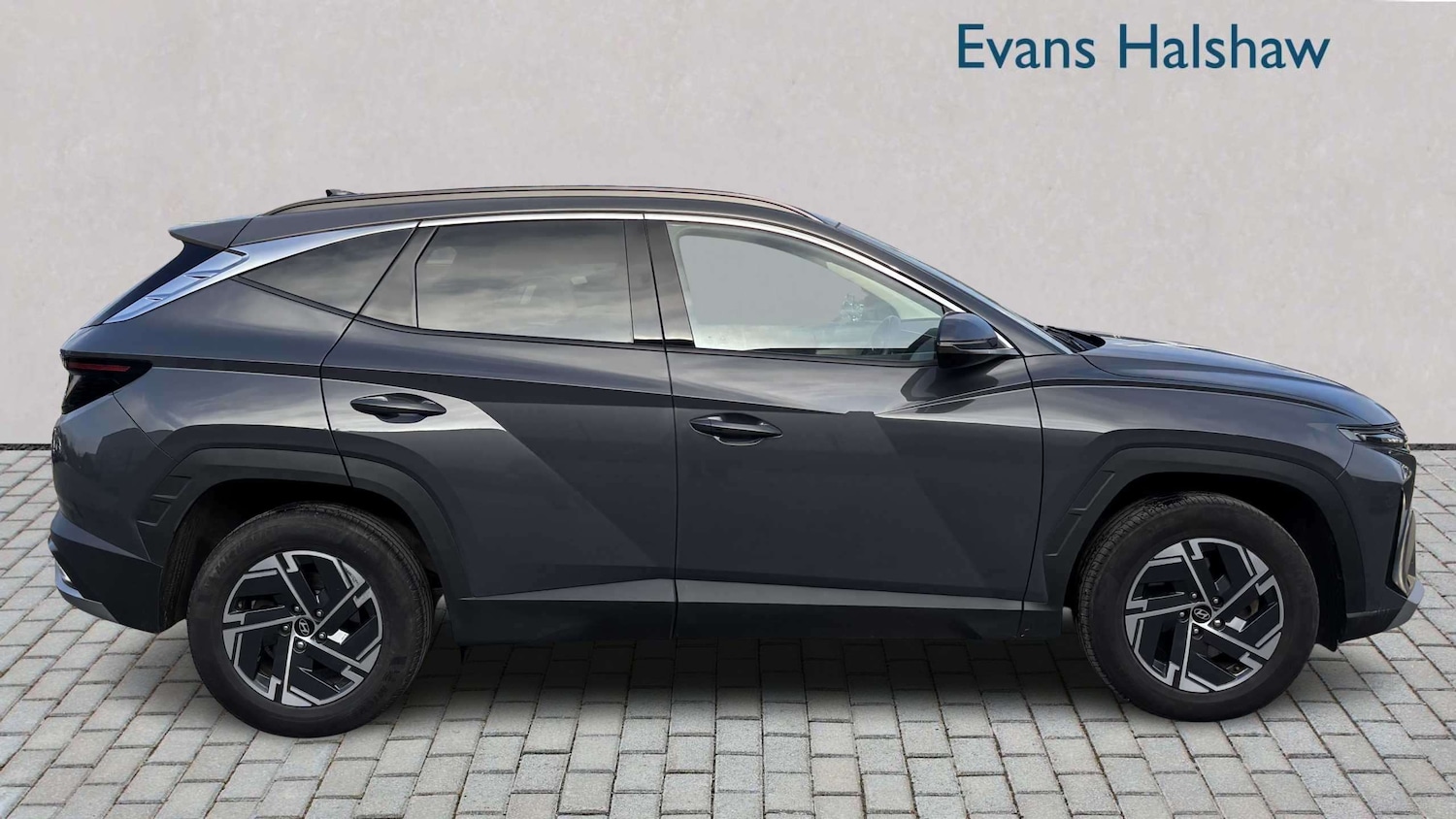 Used Hyundai TUCSON for sale - 77861931: Photo 3