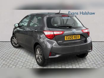 Used Toyota Yaris 2020 for sale - 79702532: Photo
