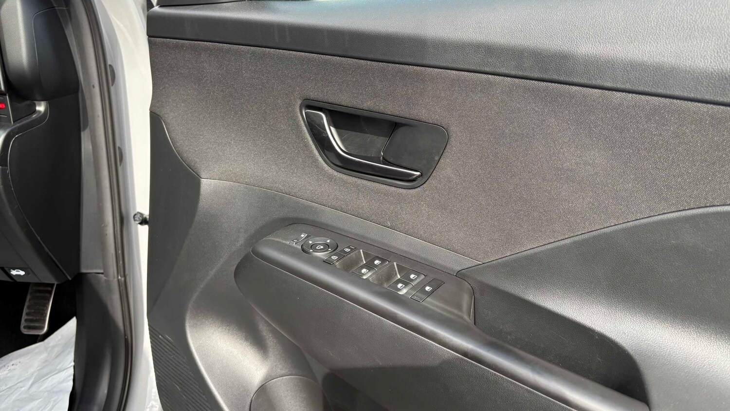 Used Hyundai KONA 2025 for sale - 78221251: Photo 10