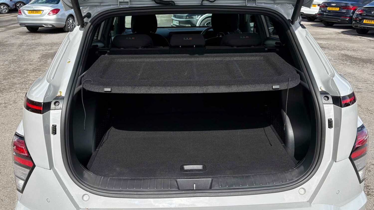 Used Hyundai KONA 2025 for sale - 78221251: Photo 8