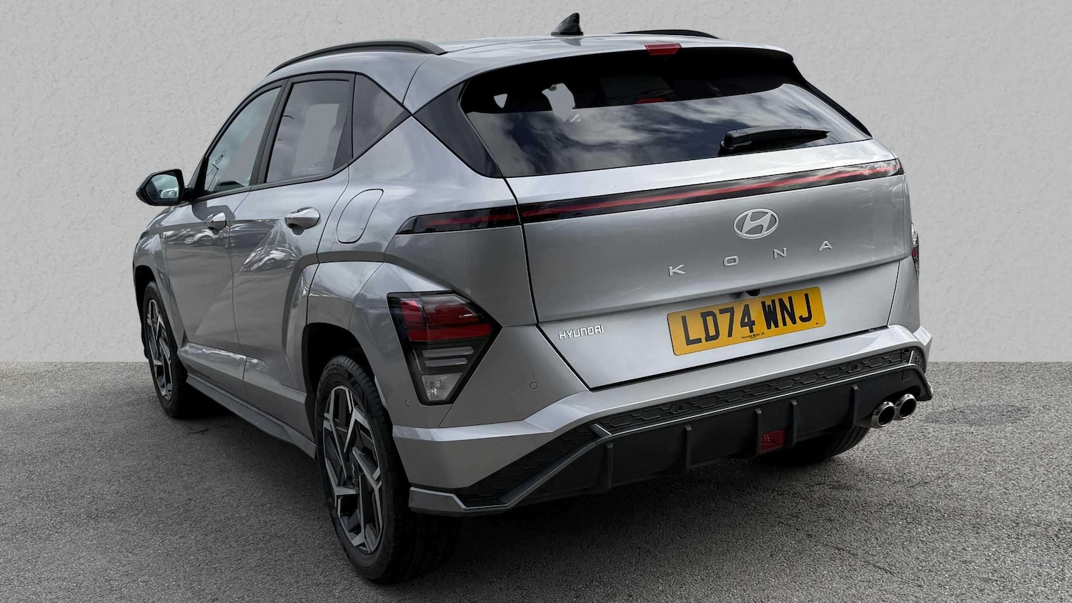 Used Hyundai KONA 2024 for sale - 77858558: Photo 2