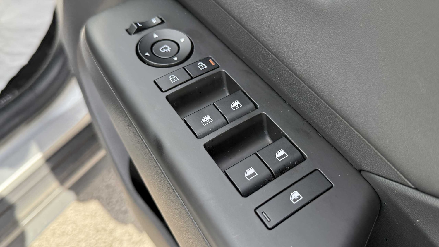 Used Hyundai KONA 2024 for sale - 77858558: Photo 29