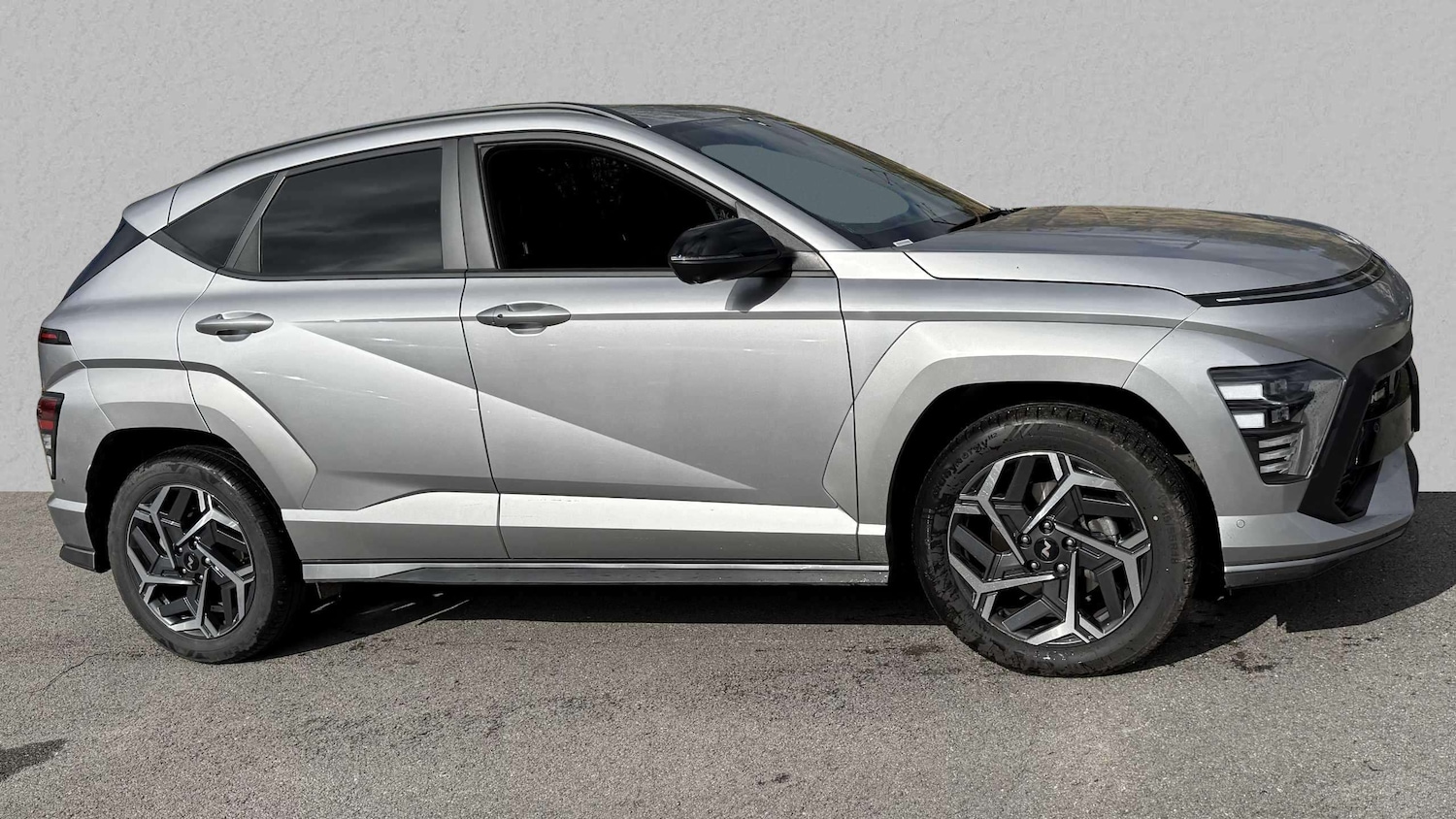 Used Hyundai KONA 2024 for sale - 77858558: Photo 4