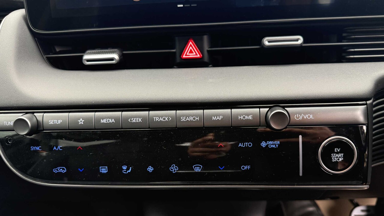 Used Hyundai IONIQ 5 2025 for sale - 77859272: Photo 33