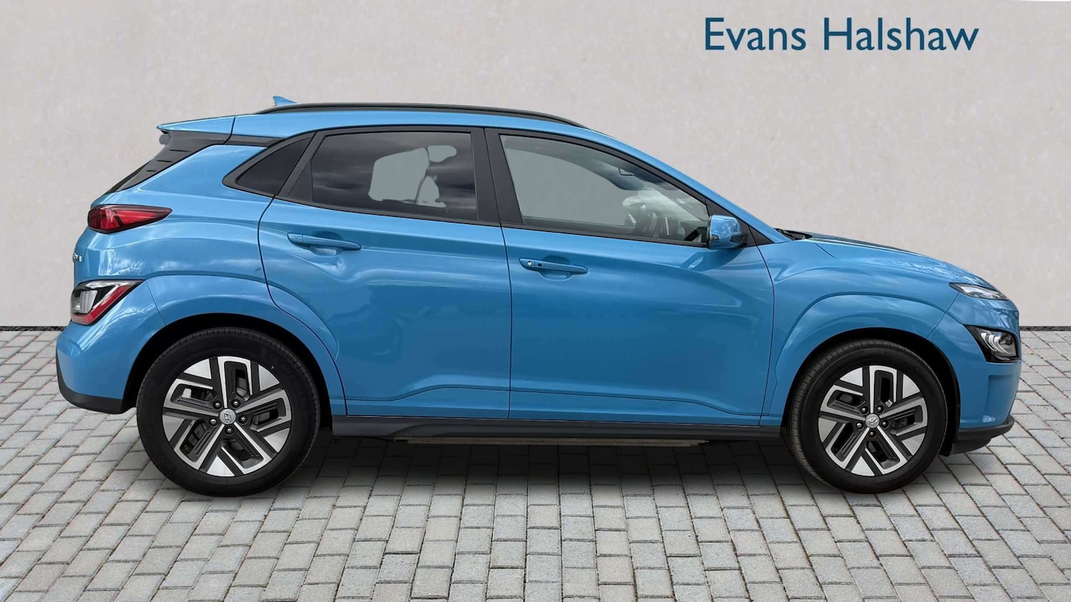 Used Hyundai KONA 2021 for sale - 78104074: Photo 4