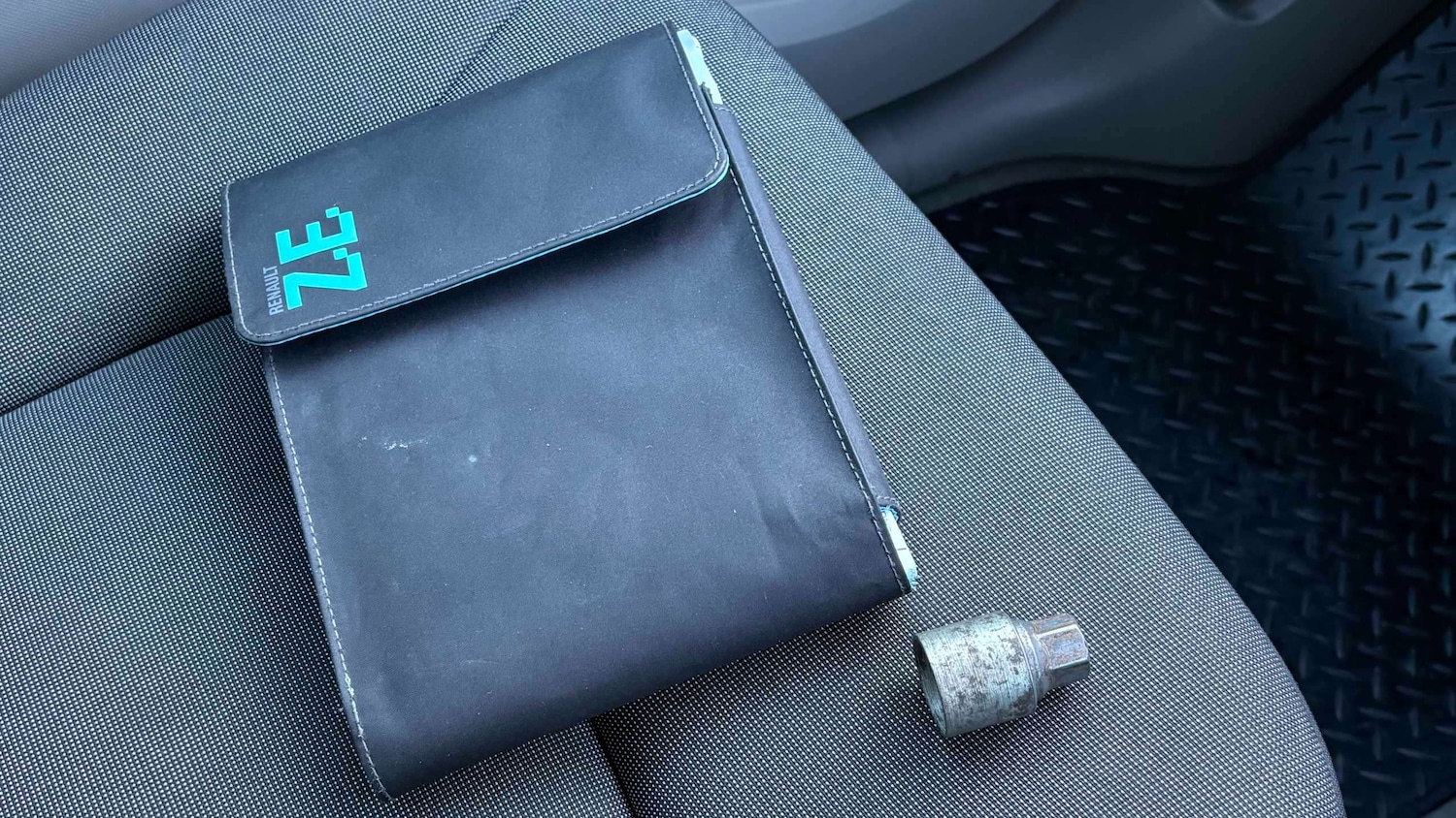 Used Renault Zoe for sale - 77862048: Photo 22