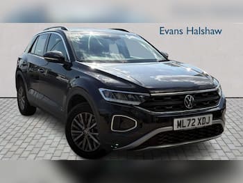 Used Volkswagen T-Roc 2023 for sale - 79689650: Photo