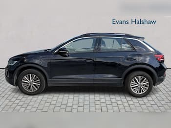 Used Volkswagen T-Roc 2023 for sale - 79689650: Photo