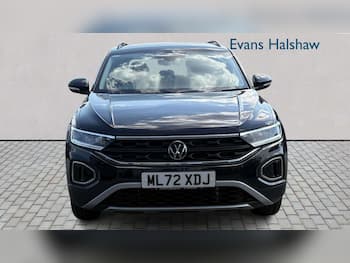 Used Volkswagen T-Roc 2023 for sale - 79689650: Photo