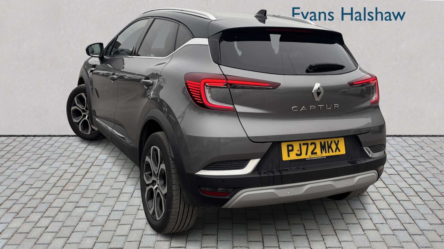 Used Renault Captur 2023 for sale - 77859225: Photo 3