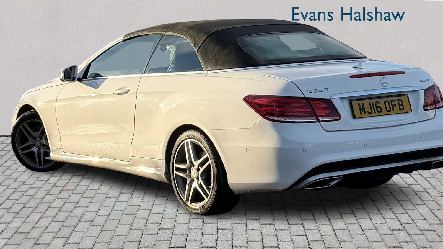 Used Mercedes-Benz E Class for sale - 77862656: Photo 2