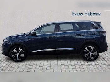 Used Peugeot 5008 2023 for sale - 79351837: Photo
