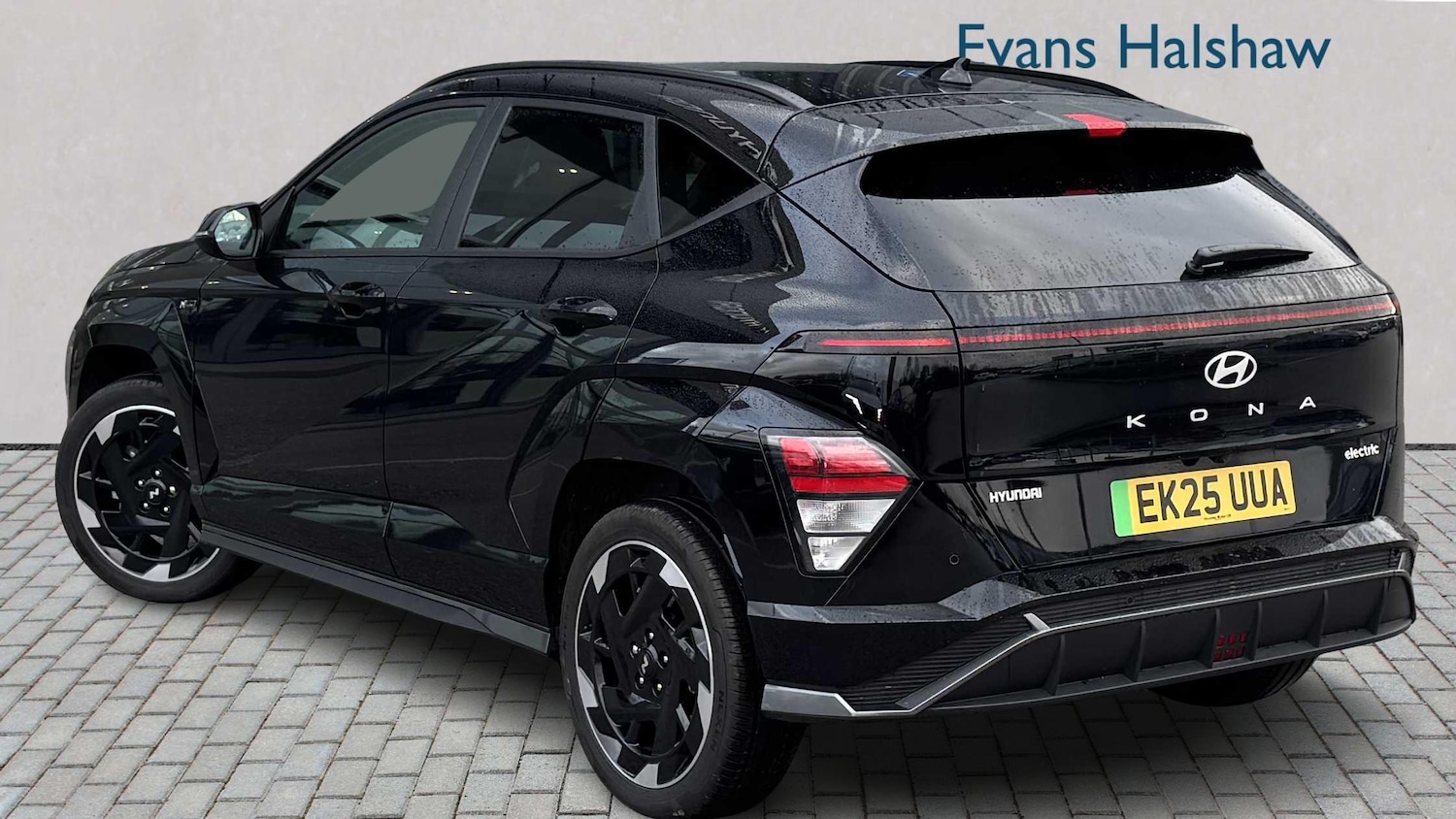 Used Hyundai KONA 2025 for sale - 77858914: Photo 2