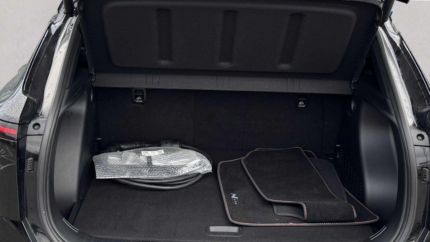 Used Hyundai KONA 2025 for sale - 77858914: Photo 6