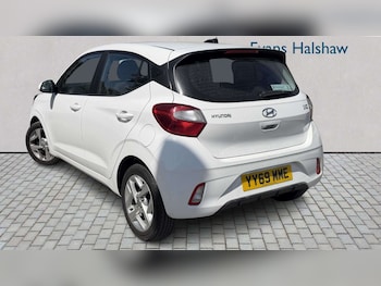 Used Hyundai i10 2020 for sale - 78978997: Photo