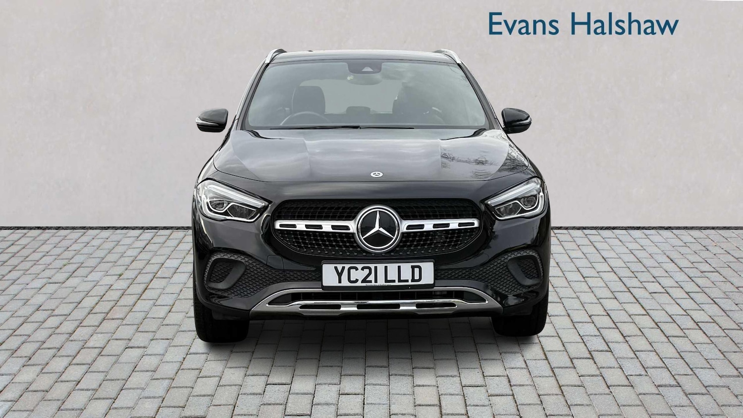 Used Mercedes-Benz GLA for sale - 77859134: Photo 2