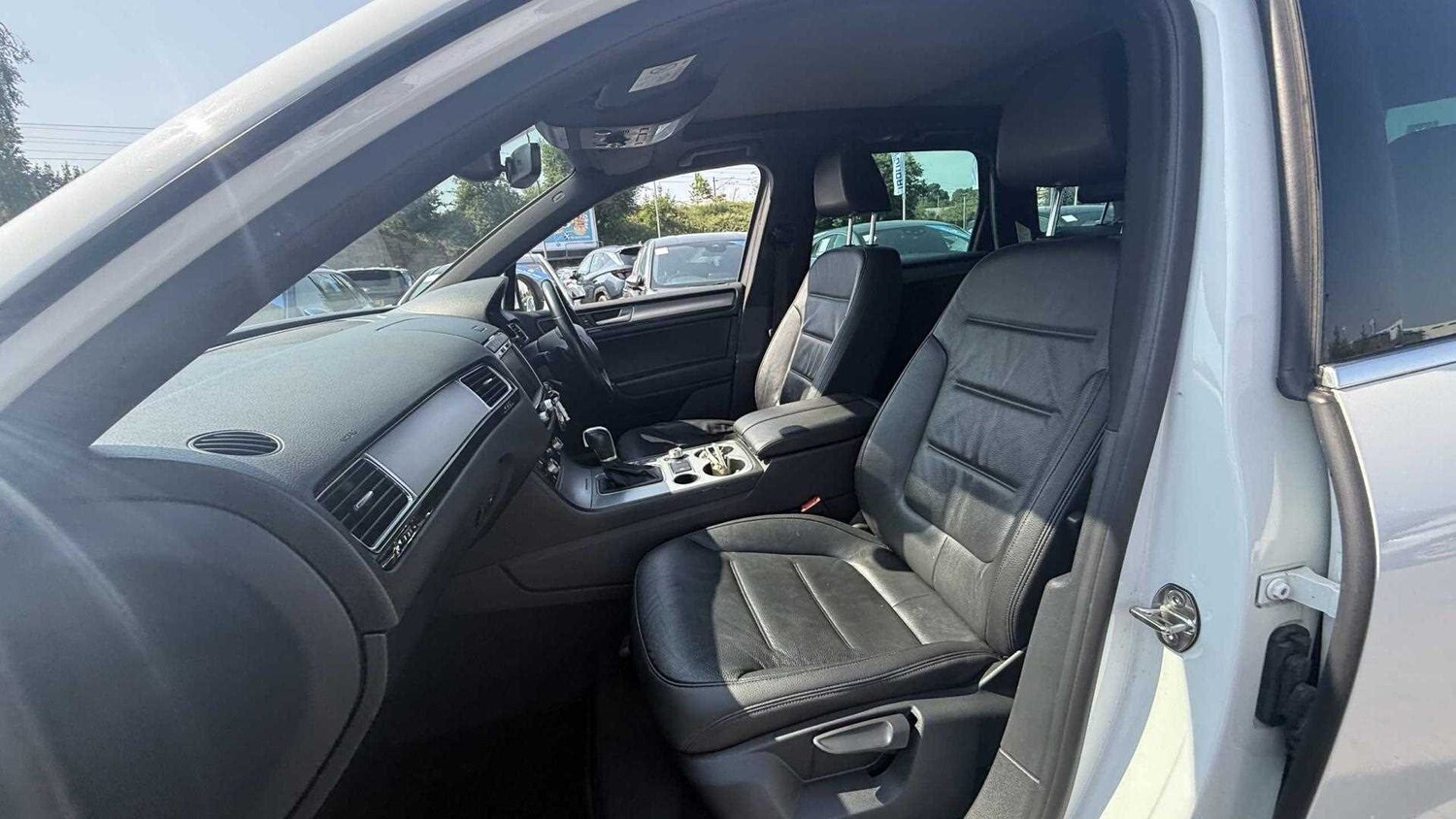 Used Volkswagen Touareg 2017 for sale - 78104651: Photo 24