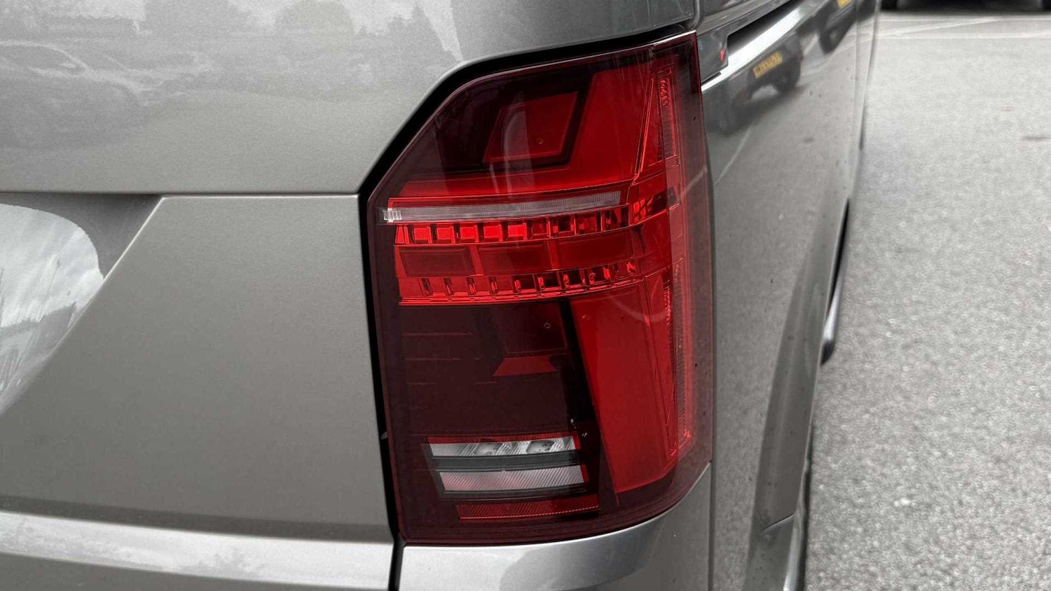 Used Volkswagen Caravelle for sale - 77862477: Photo 12