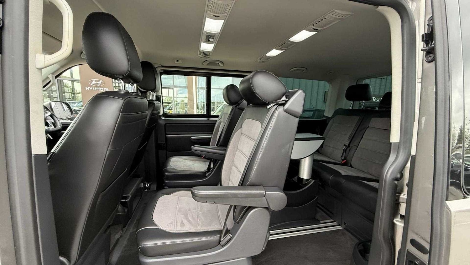 Used Volkswagen Caravelle for sale - 77862477: Photo 19