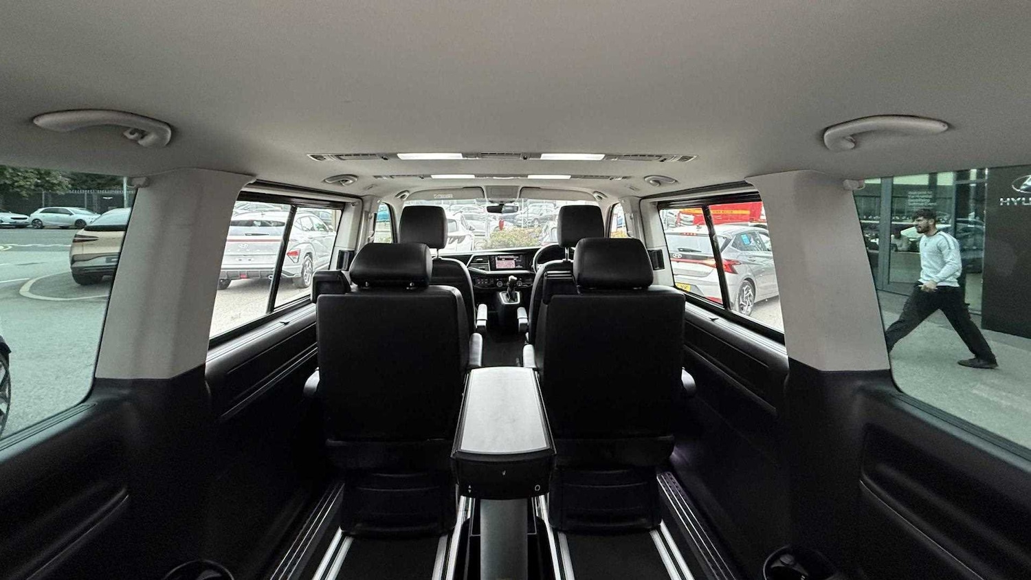 Used Volkswagen Caravelle for sale - 77862477: Photo 23