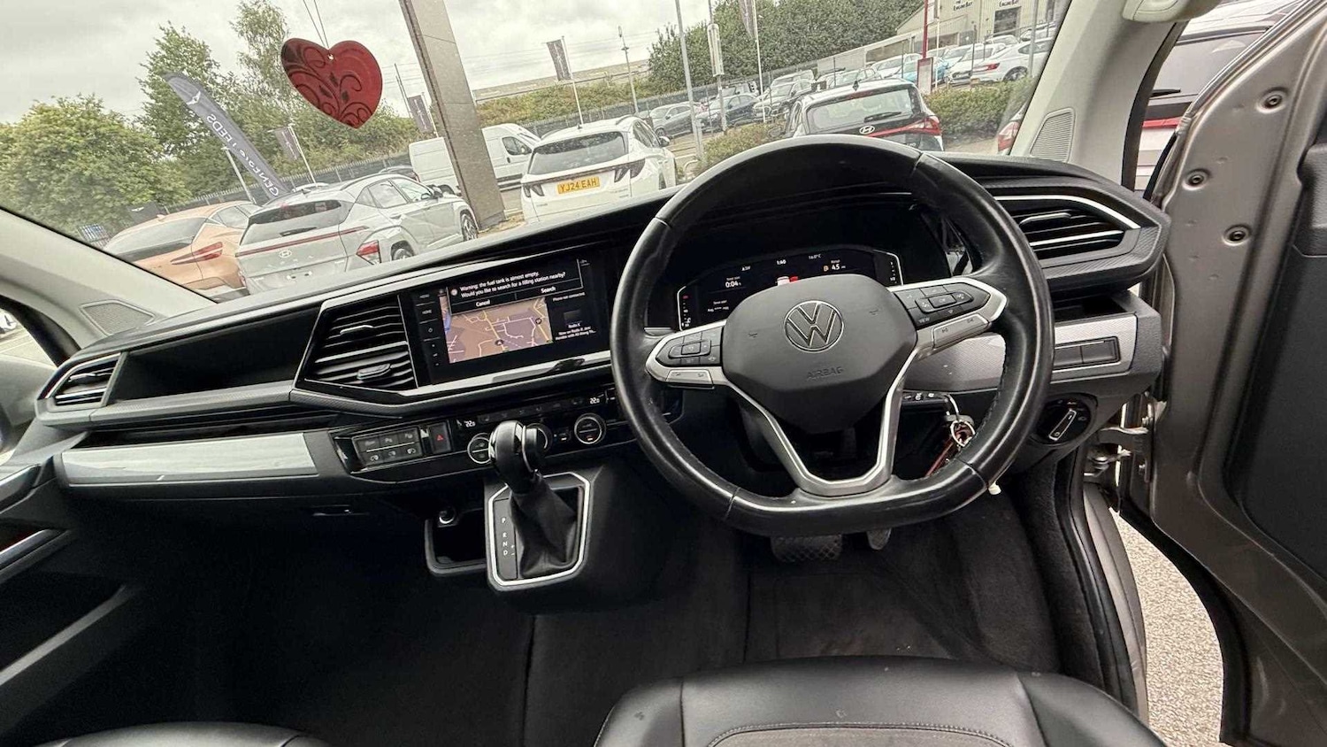 Used Volkswagen Caravelle for sale - 77862477: Photo 28