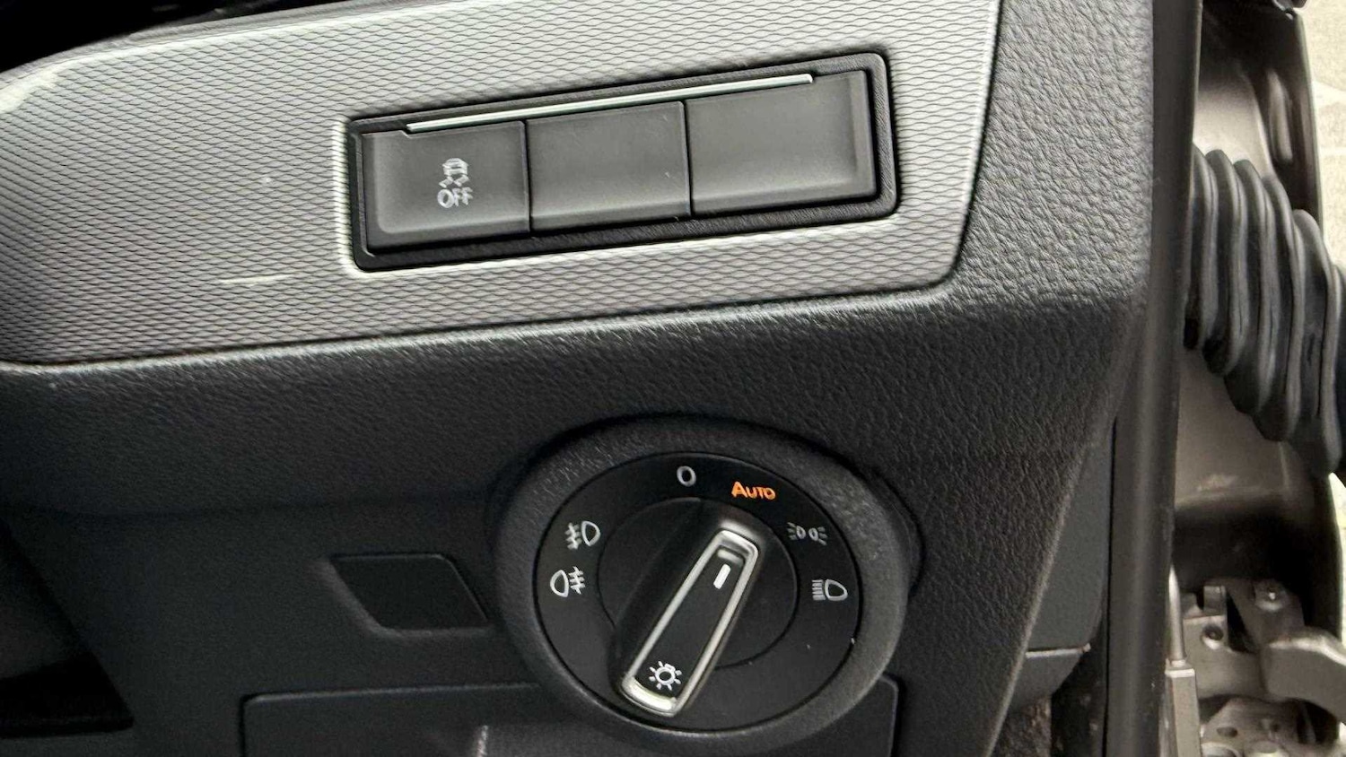 Used Volkswagen Caravelle for sale - 77862477: Photo 31