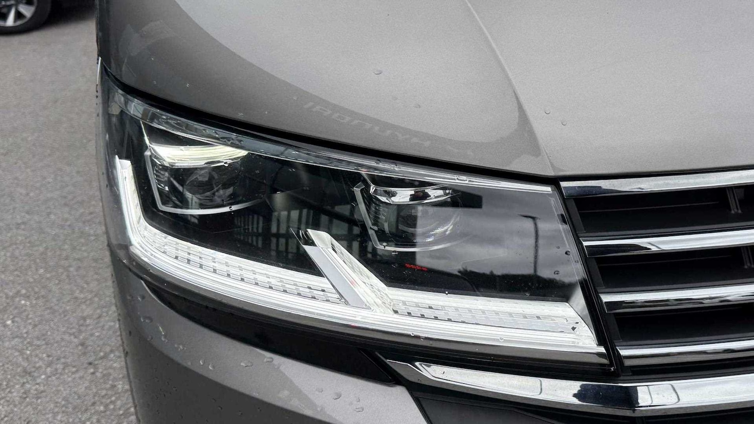 Used Volkswagen Caravelle for sale - 77862477: Photo 9