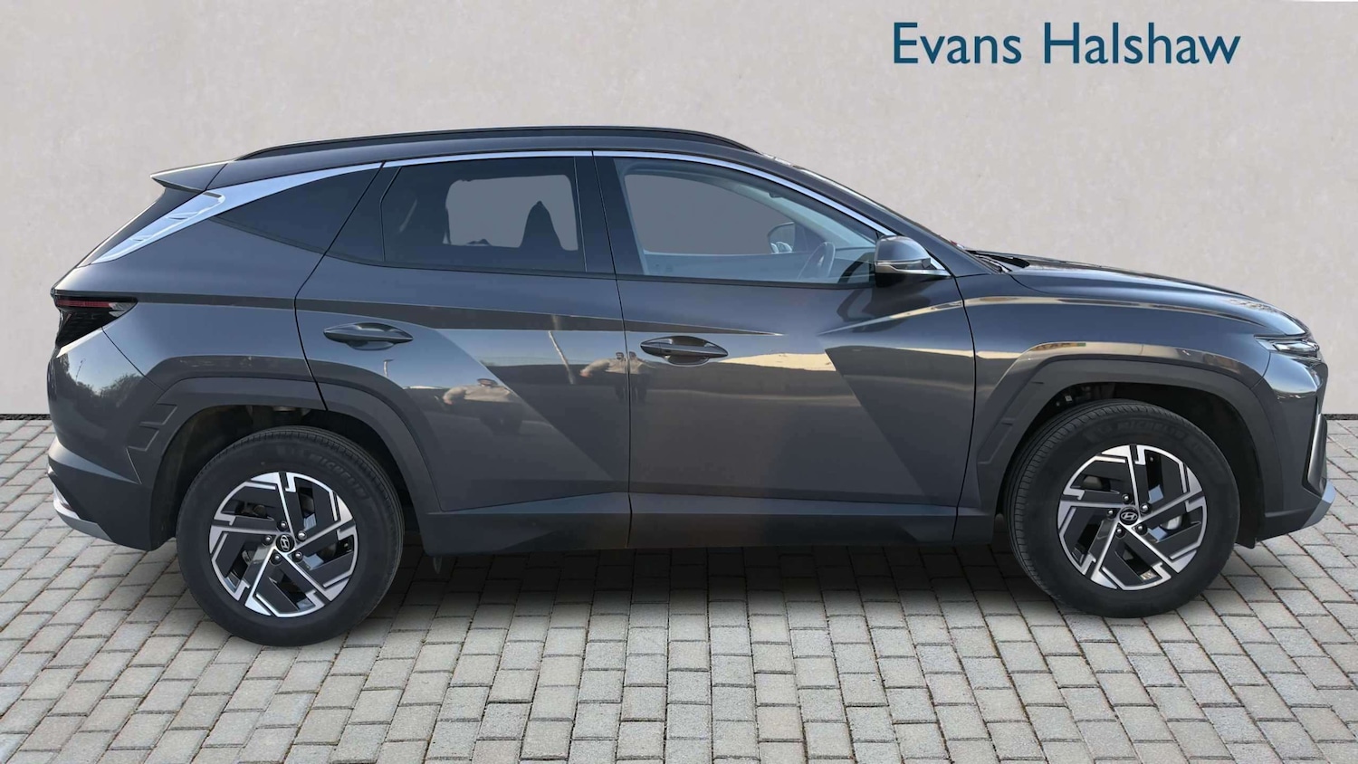 Used Hyundai TUCSON for sale - 77960686: Photo 3