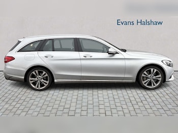 Used Mercedes-Benz C Class 2018 for sale - 77858765: Photo