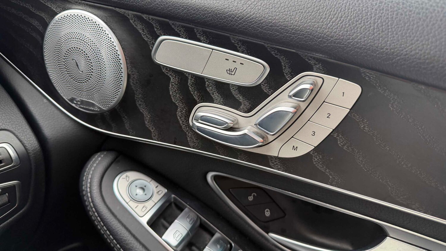 Used Mercedes-Benz GLC for sale - 77862456: Photo 21