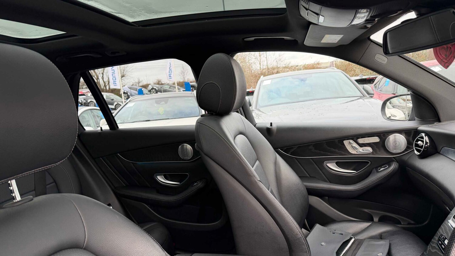 Used Mercedes-Benz GLC for sale - 77862456: Photo 9