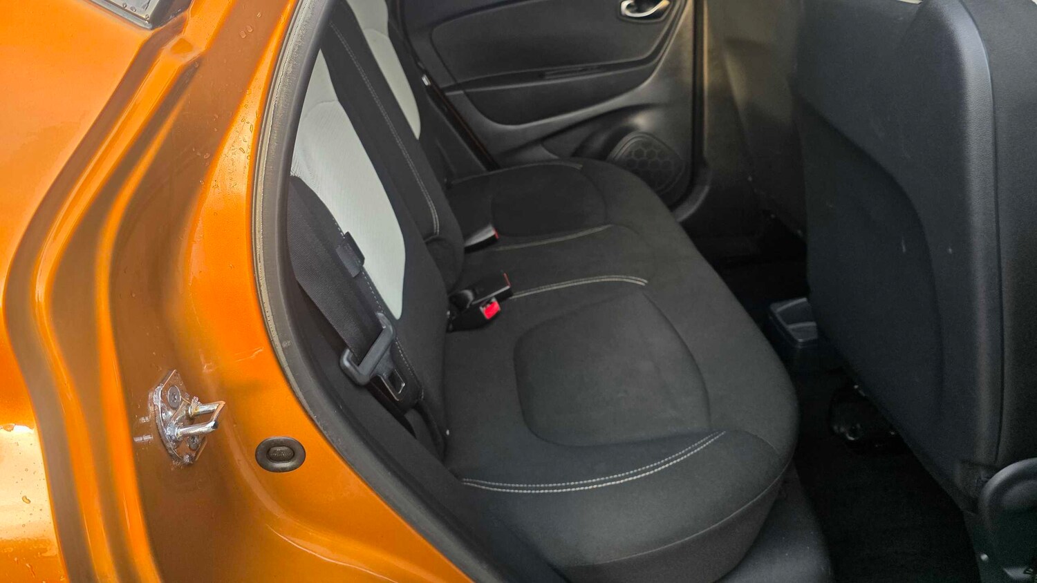 Used Renault Captur for sale - 77860702: Photo 13