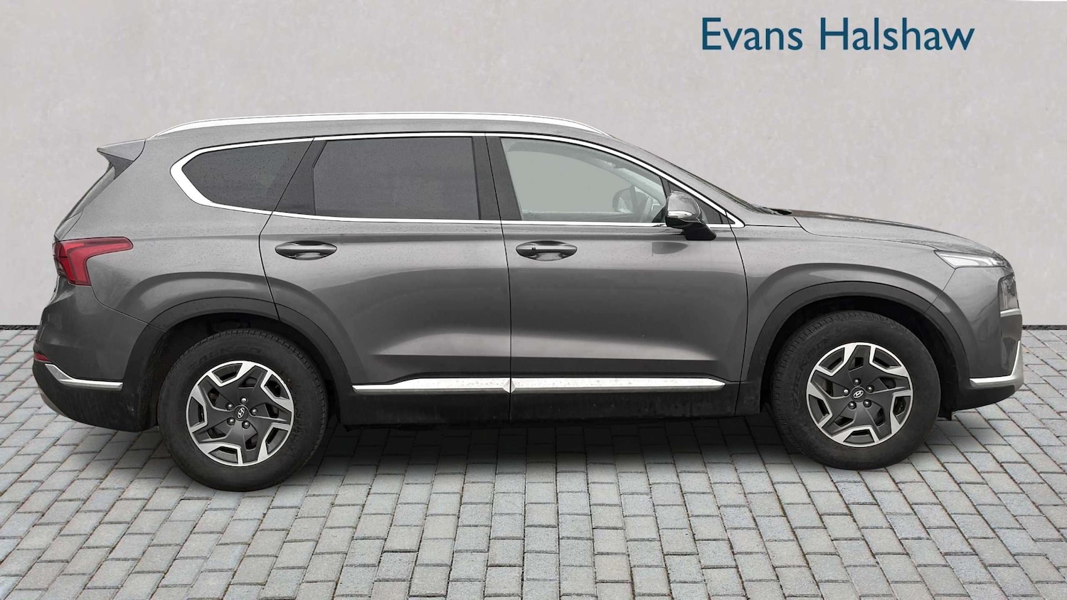 Used Hyundai Santa Fe for sale - 77860476: Photo 3