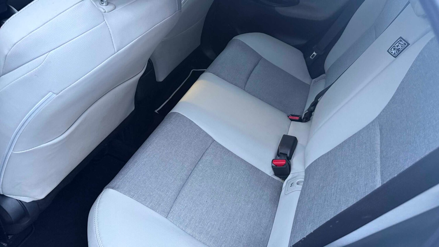 Used Toyota Yaris 2022 for sale - 78060216: Photo 18