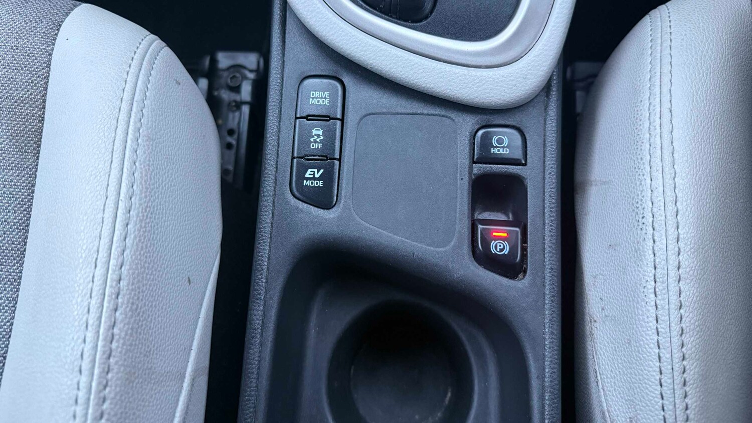 Used Toyota Yaris 2022 for sale - 78060216: Photo 22