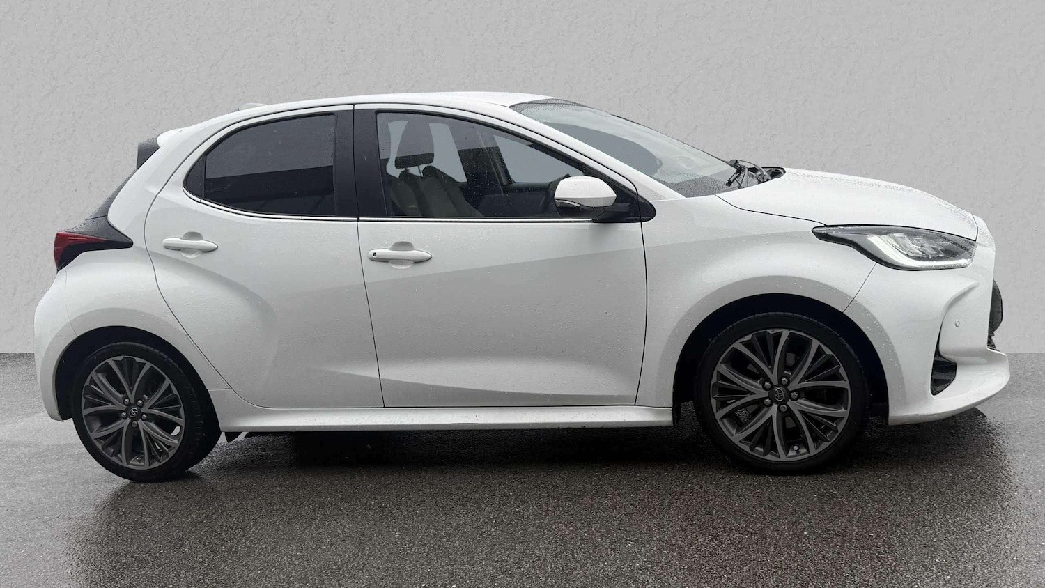 Used Toyota Yaris 2022 for sale - 78060216: Photo 4