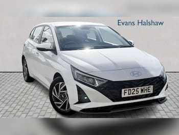 Used Hyundai i20 2025 for sale - 79745198: Photo