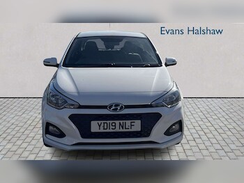 Used Hyundai i20 2019 for sale - 78451810: Photo