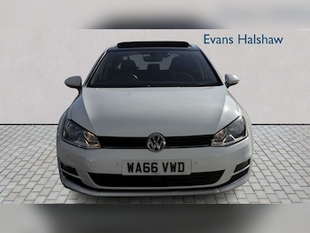 Used Volkswagen Golf 2016 for sale - 79511702: Photo