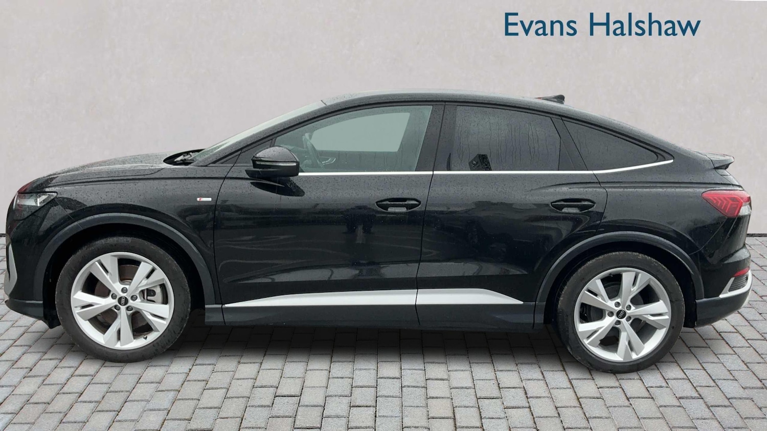 Used Audi Q4 e-tron for sale - 77860225: Photo 3