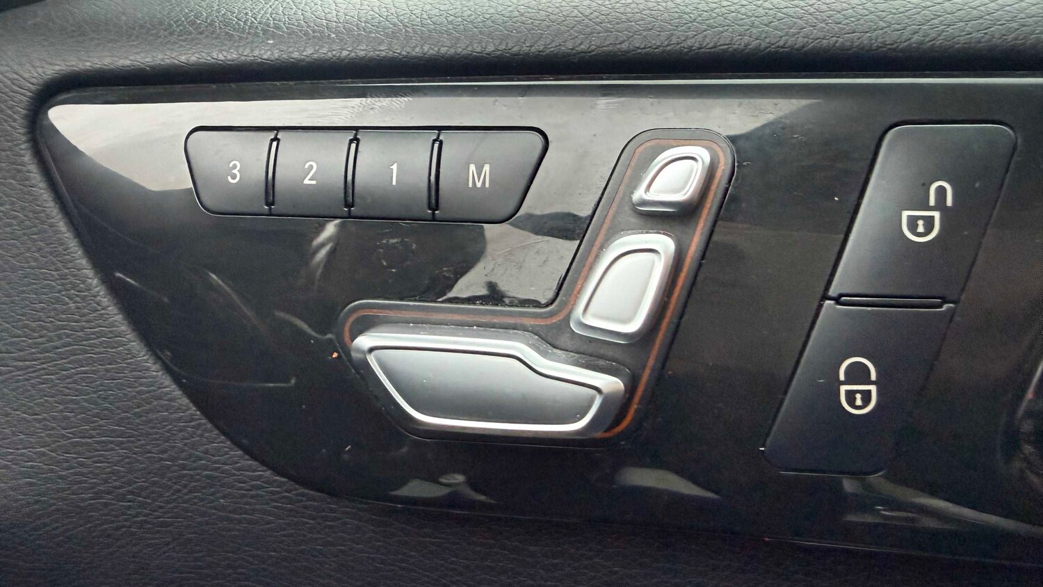 Used Mercedes-Benz GLS for sale - 77857502: Photo 23