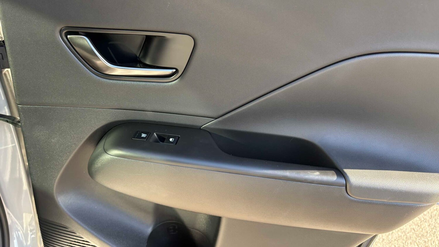 Used Hyundai KONA 2025 for sale - 77858712: Photo 12