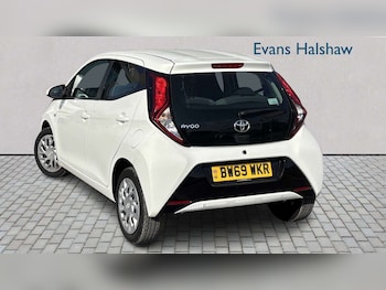 Used Toyota AYGO 2020 for sale - 78991037: Photo